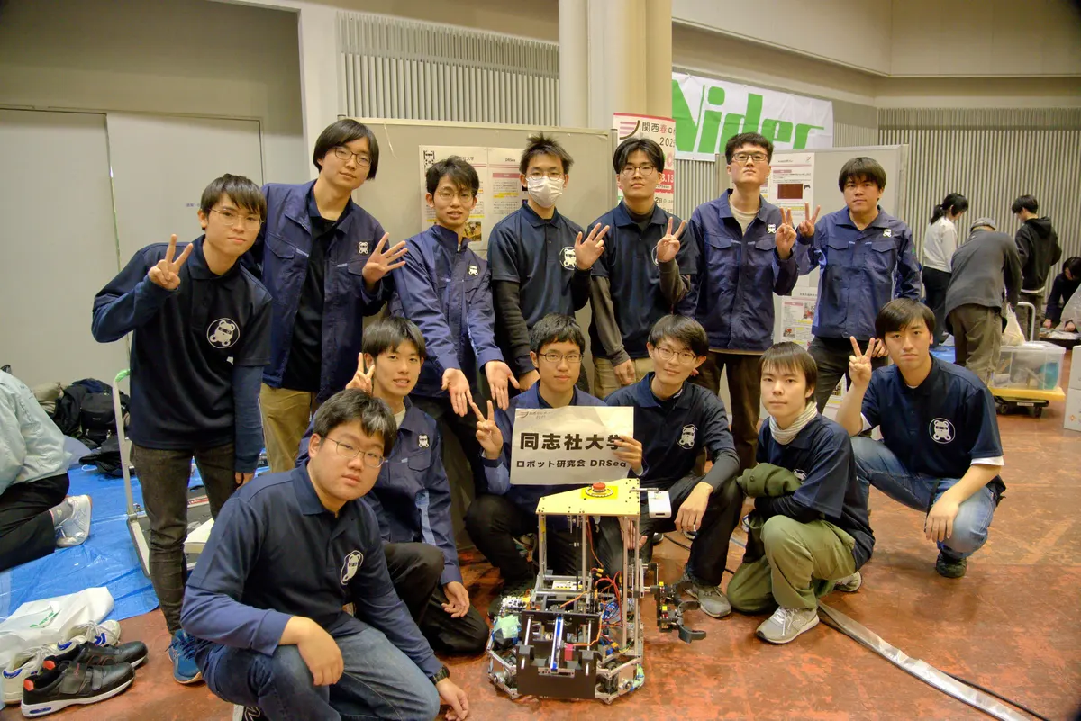 関西春ロボコン2025に参加した部員の集合写真